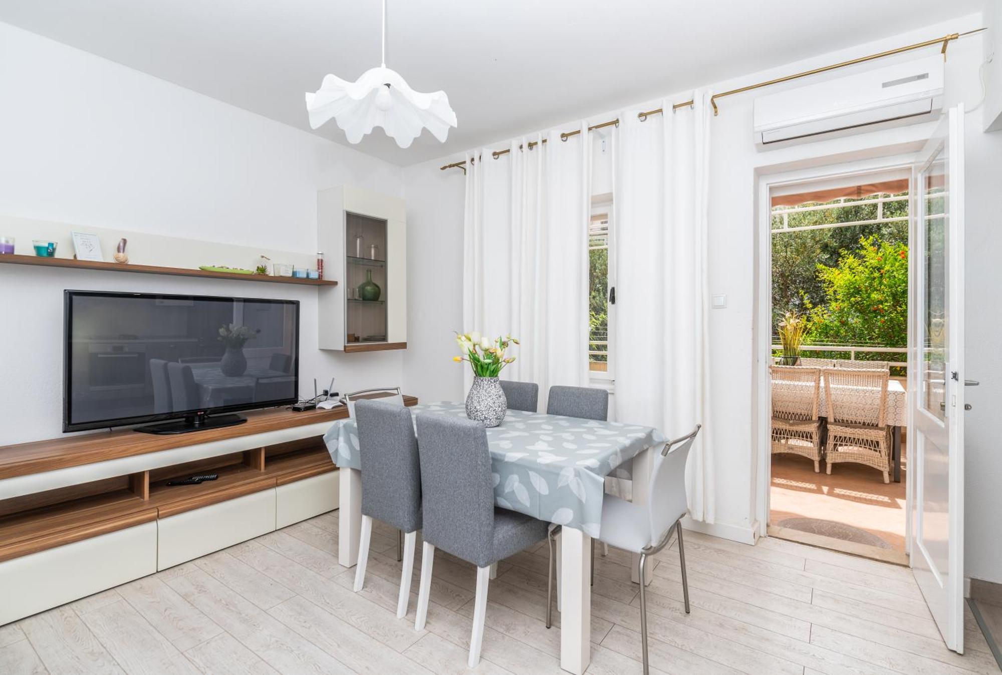 Sokol Apartment Makarska